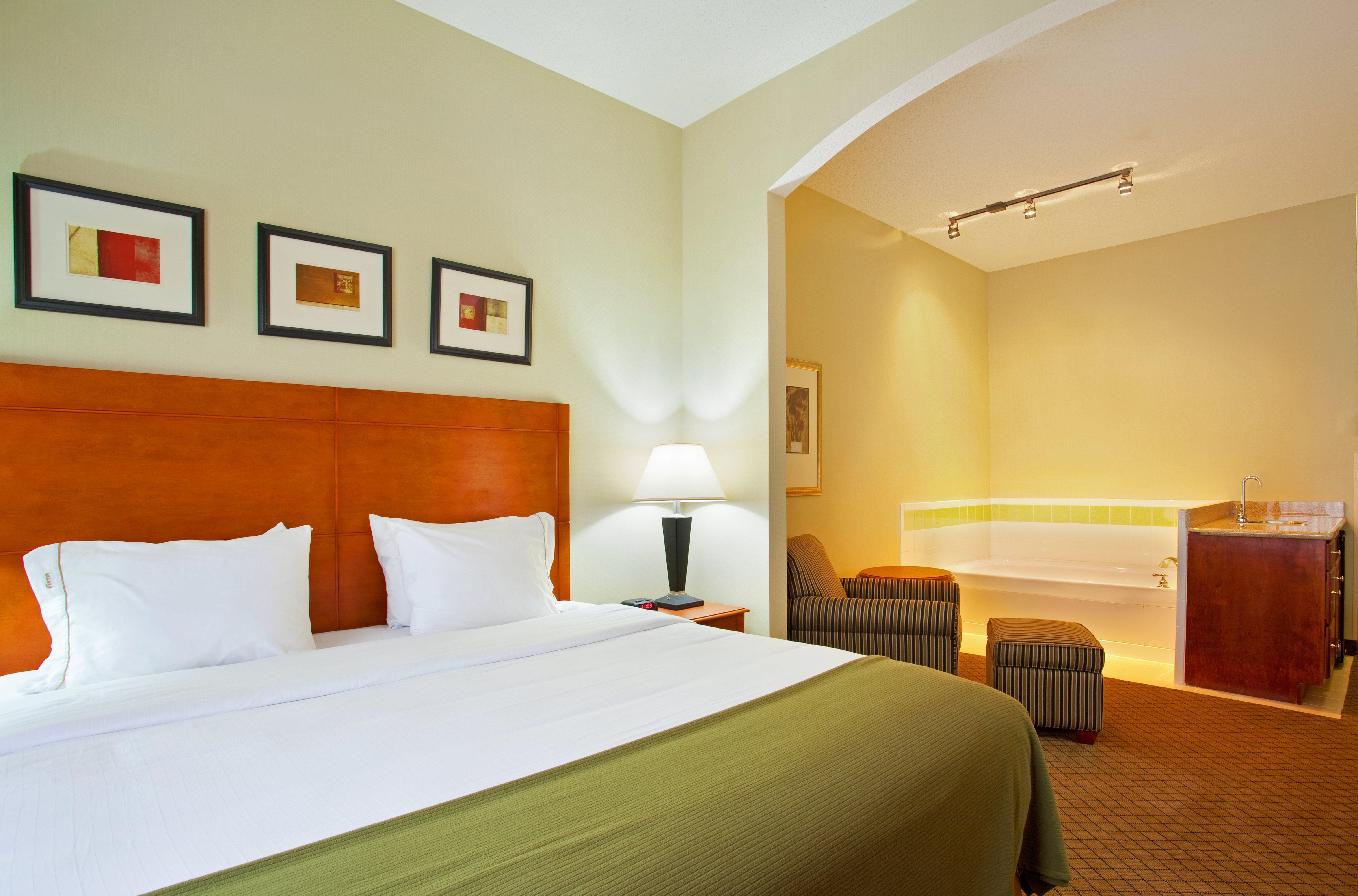 Holiday Inn Express Hotel & Suites Goshen By Ihg Экстерьер фото
