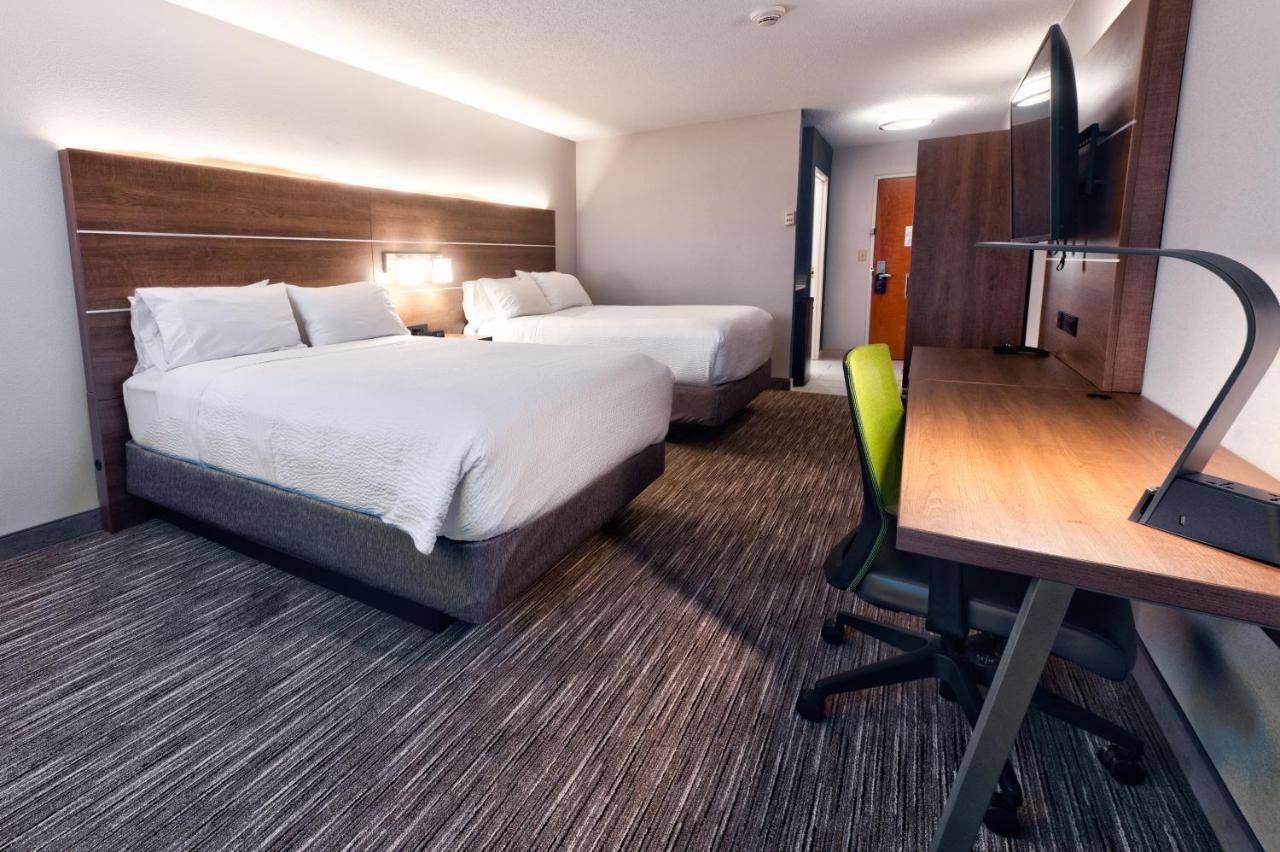 Holiday Inn Express Hotel & Suites Goshen By Ihg Экстерьер фото