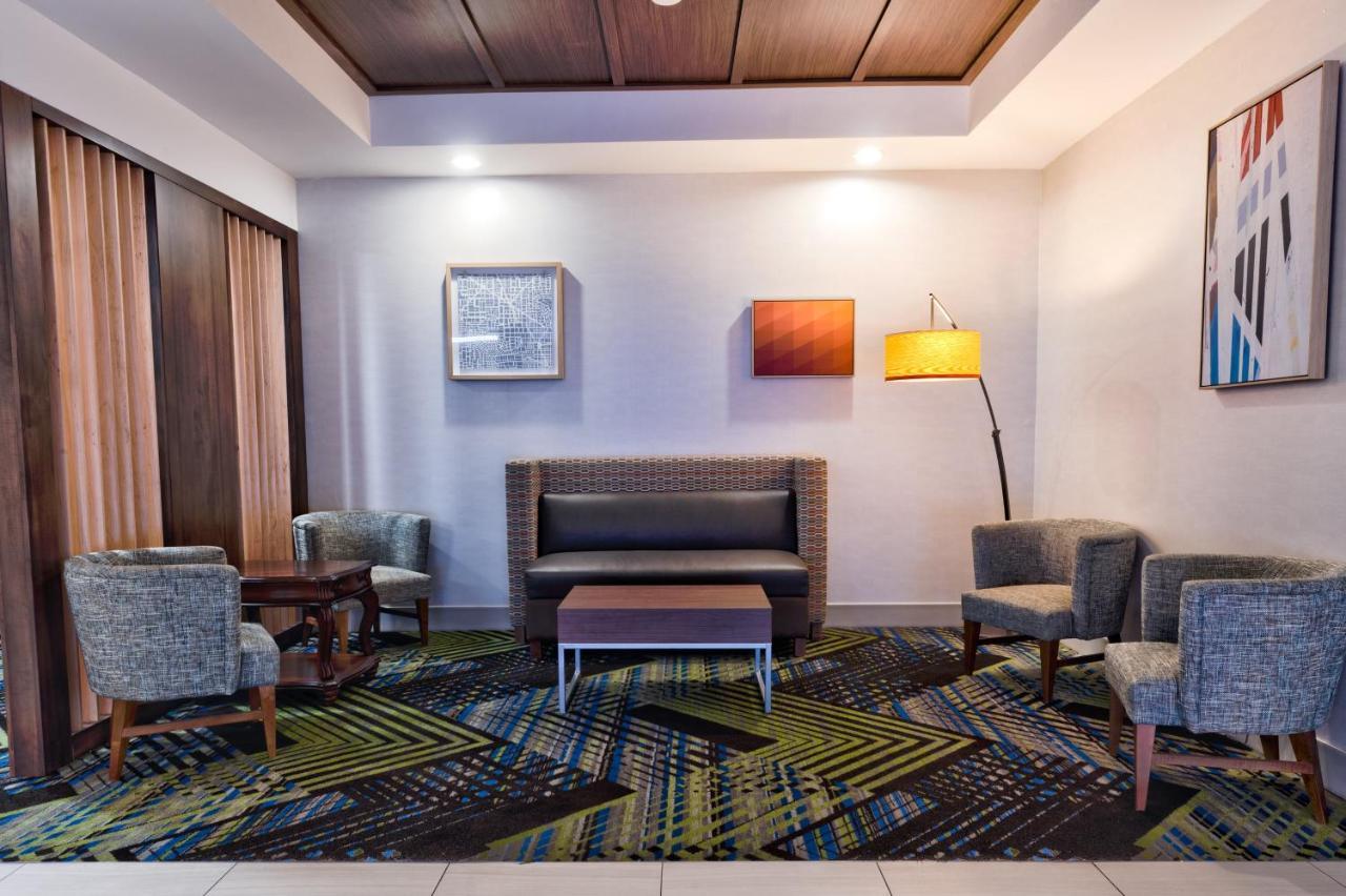 Holiday Inn Express Hotel & Suites Goshen By Ihg Экстерьер фото