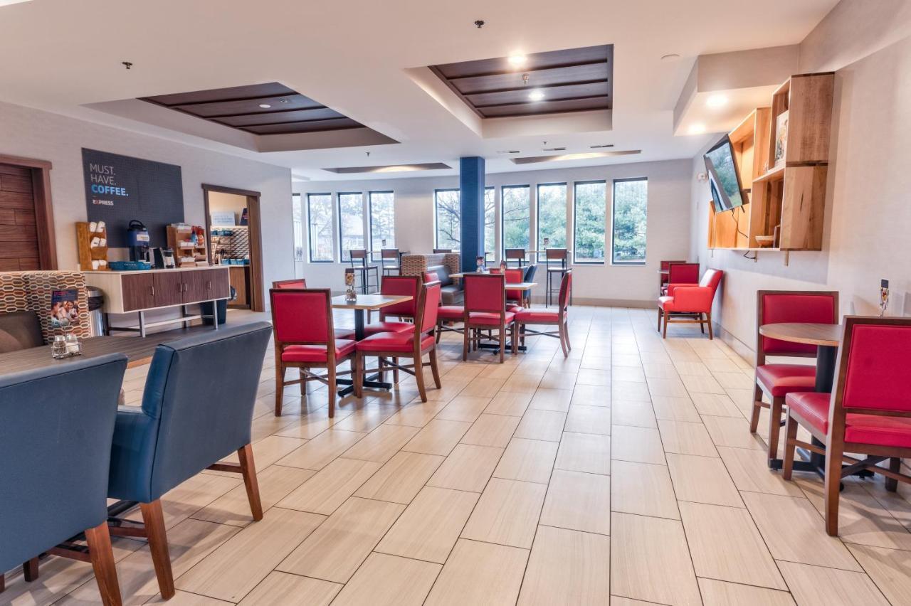 Holiday Inn Express Hotel & Suites Goshen By Ihg Экстерьер фото
