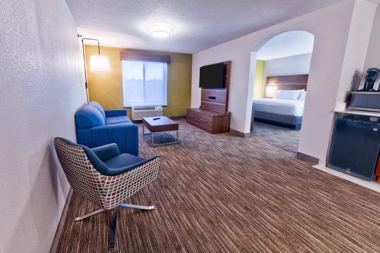 Holiday Inn Express Hotel & Suites Goshen By Ihg Экстерьер фото