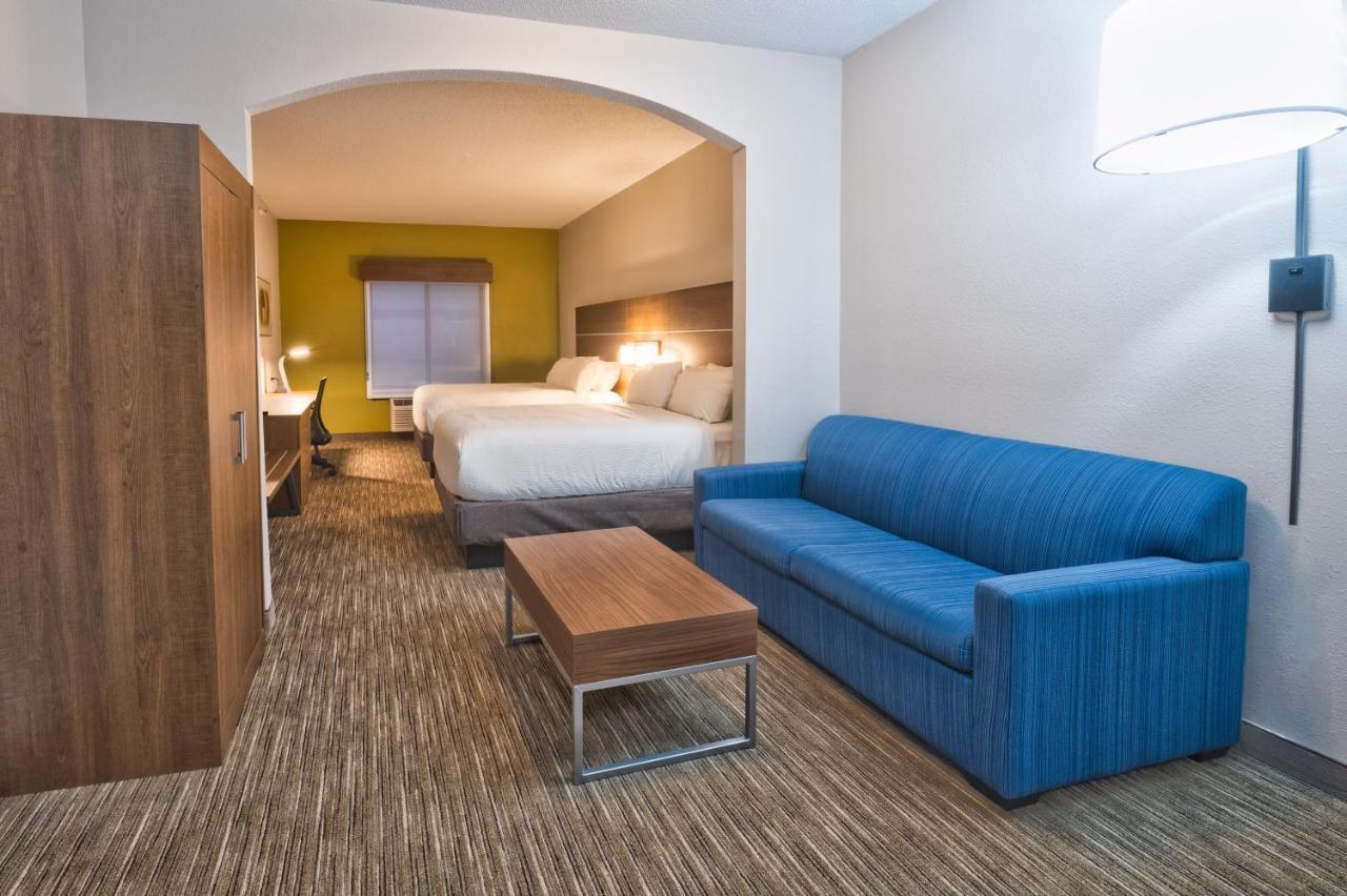 Holiday Inn Express Hotel & Suites Goshen By Ihg Экстерьер фото