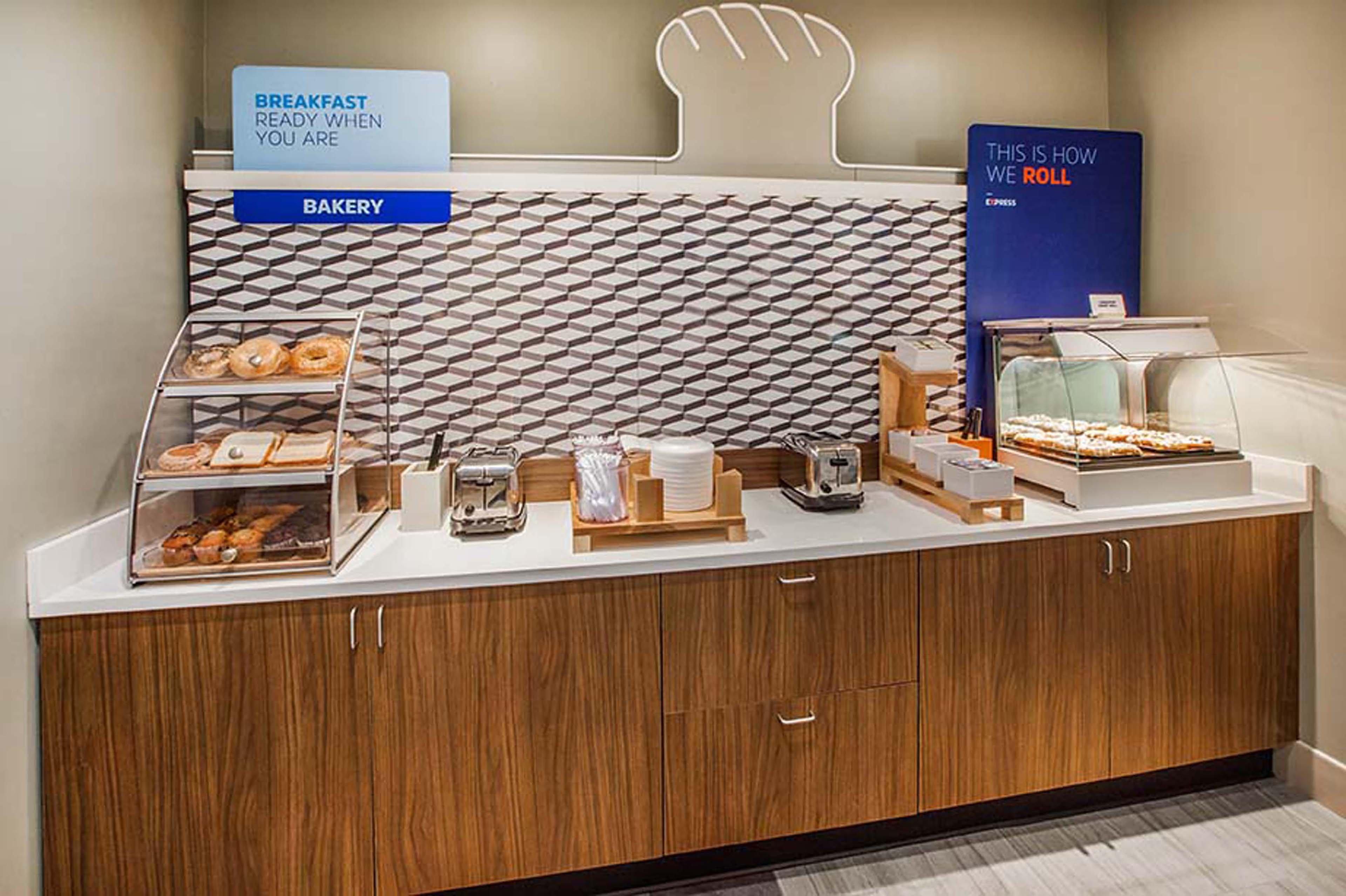 Holiday Inn Express Hotel & Suites Goshen By Ihg Экстерьер фото