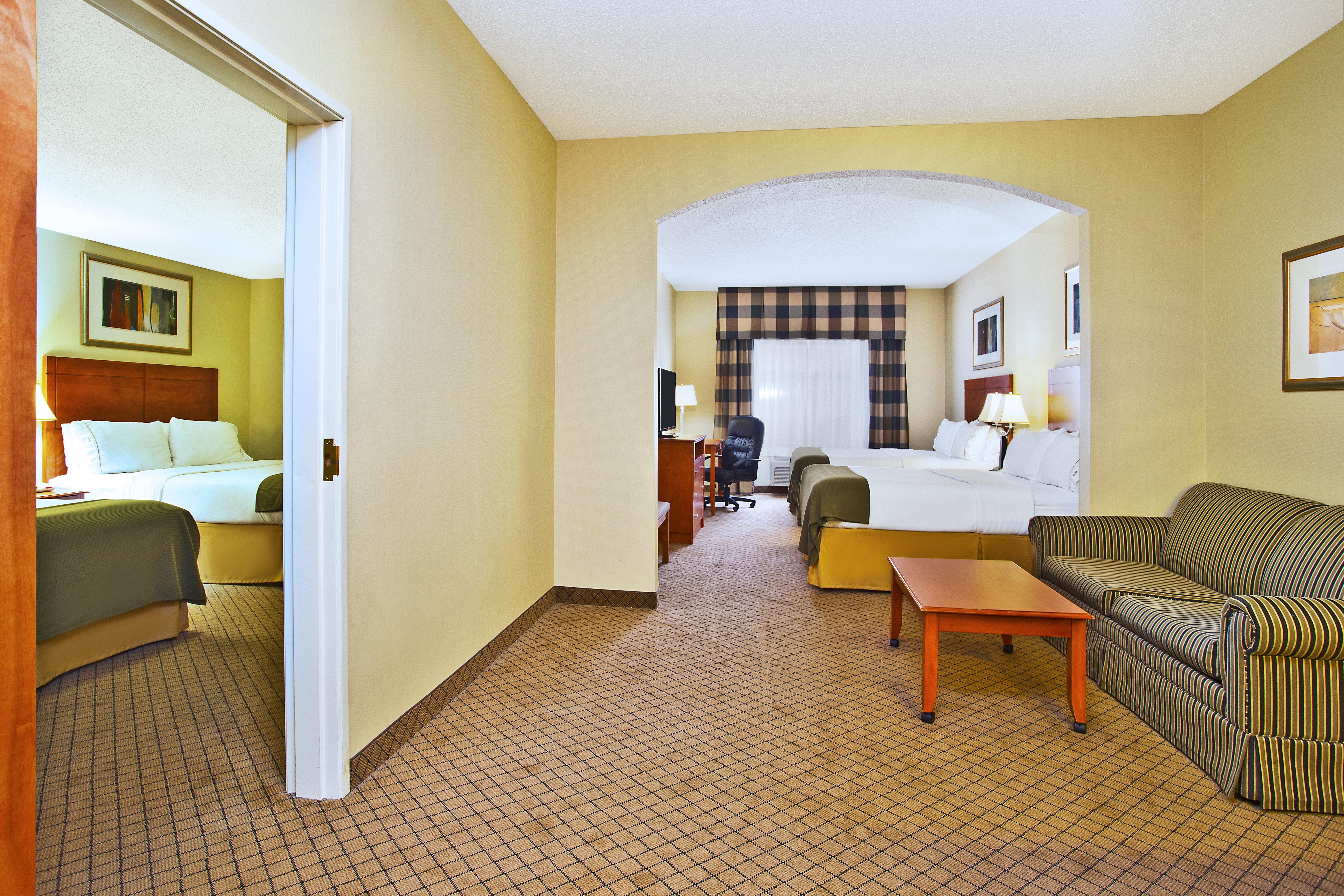 Holiday Inn Express Hotel & Suites Goshen By Ihg Экстерьер фото